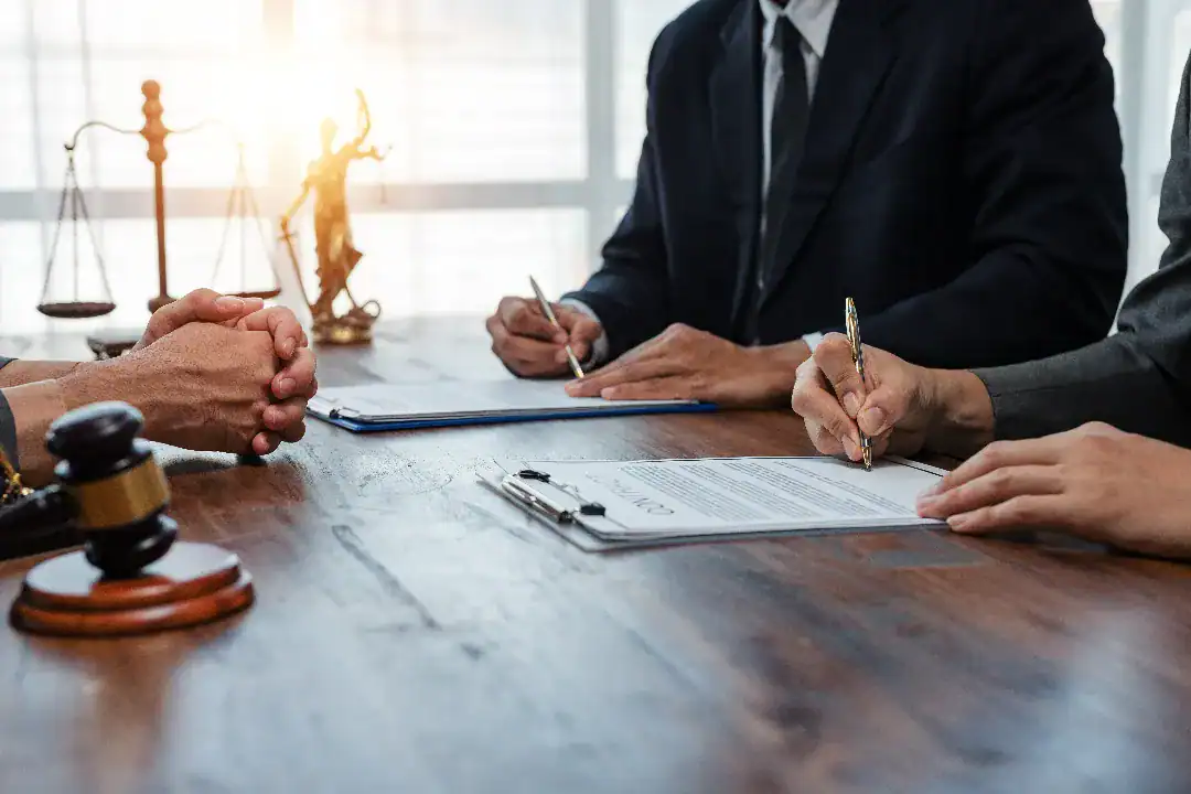 Commercial Mediation Services for Businesses